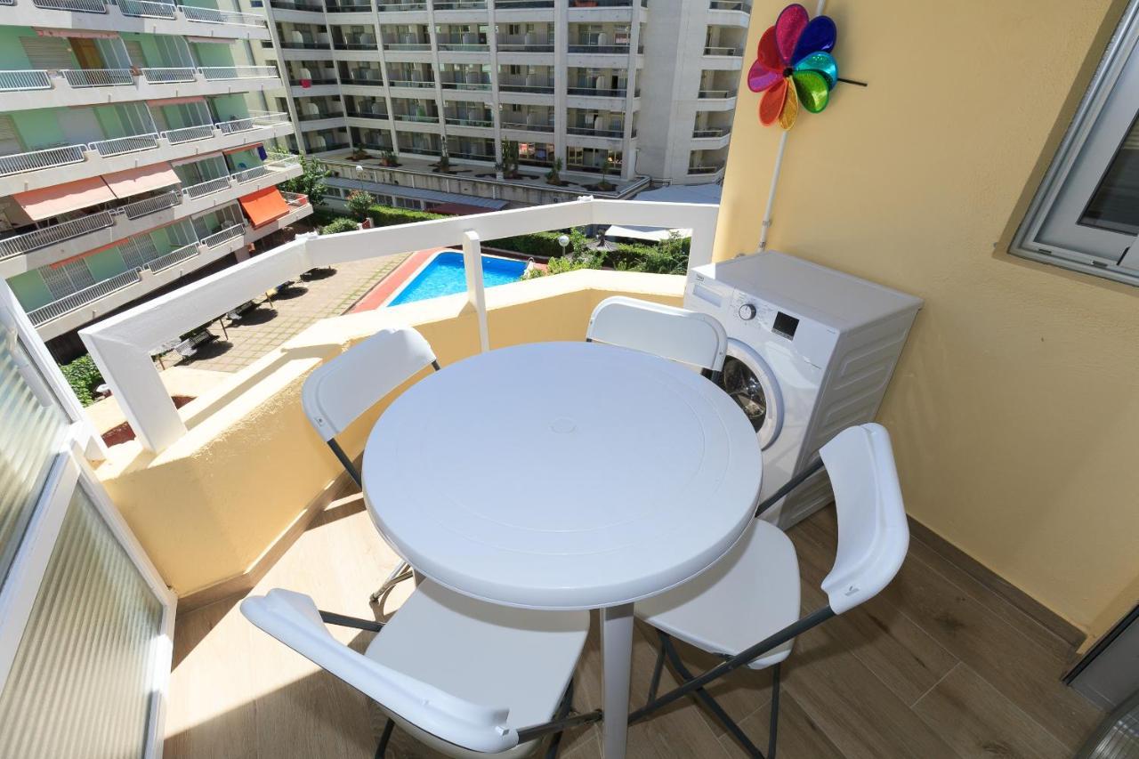 Uhc Alboran Apartments Salou Extérieur photo