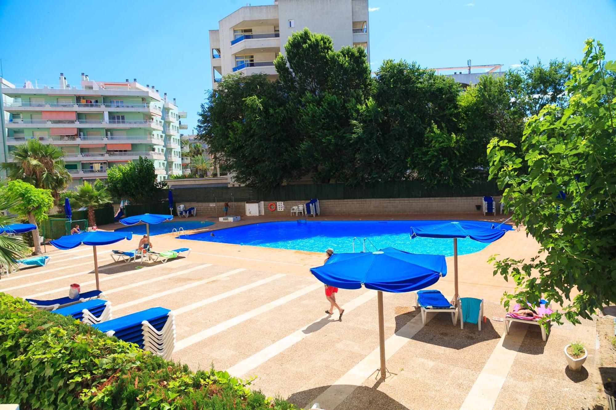 Uhc Alboran Apartments Salou Extérieur photo